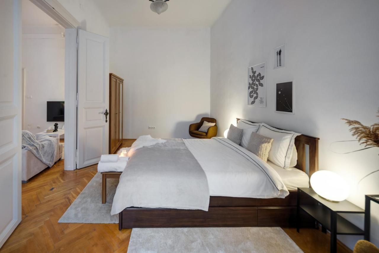 Felsoerdosor Residence Budapest Eksteriør billede